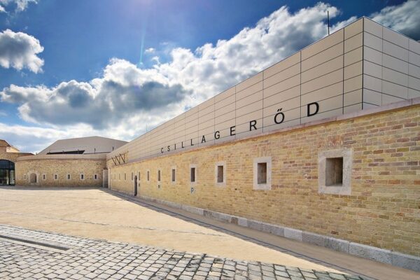 Komarom - Erod - homlokzat